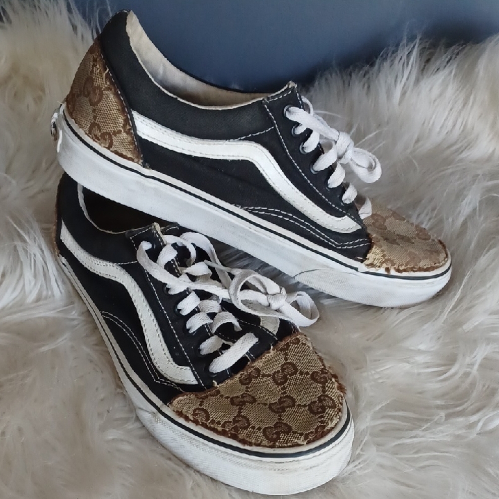 Vans/ Custom Made/ Sneakers